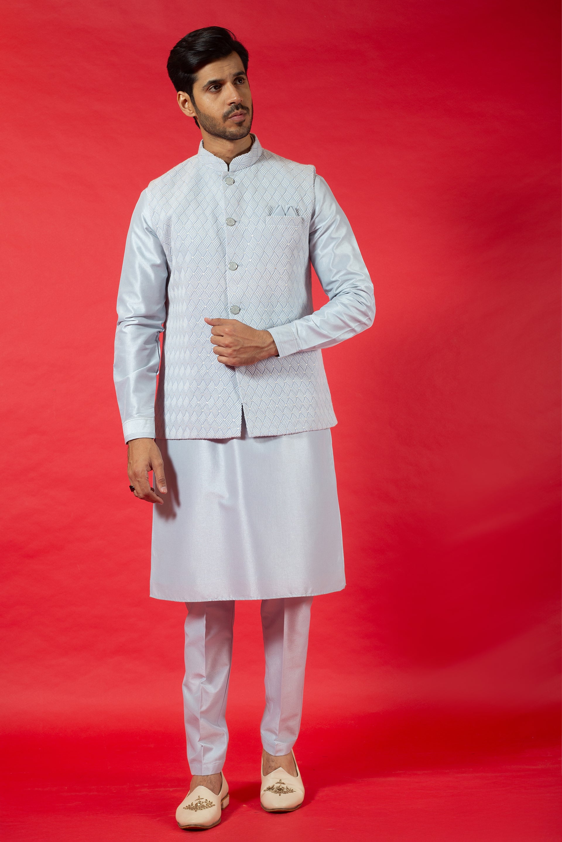 SKY SILK KURTA JACKET SET WITH RESHAM EMBROIDERY