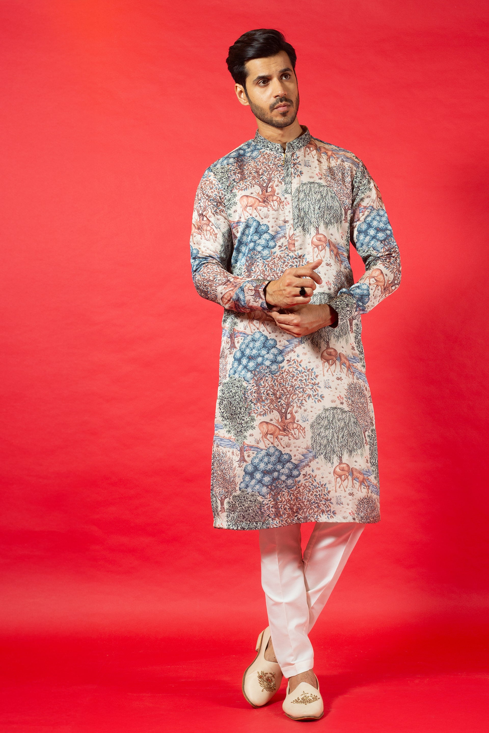 CREAM PRINTED SILK KURTA SET WITH ZIPPER