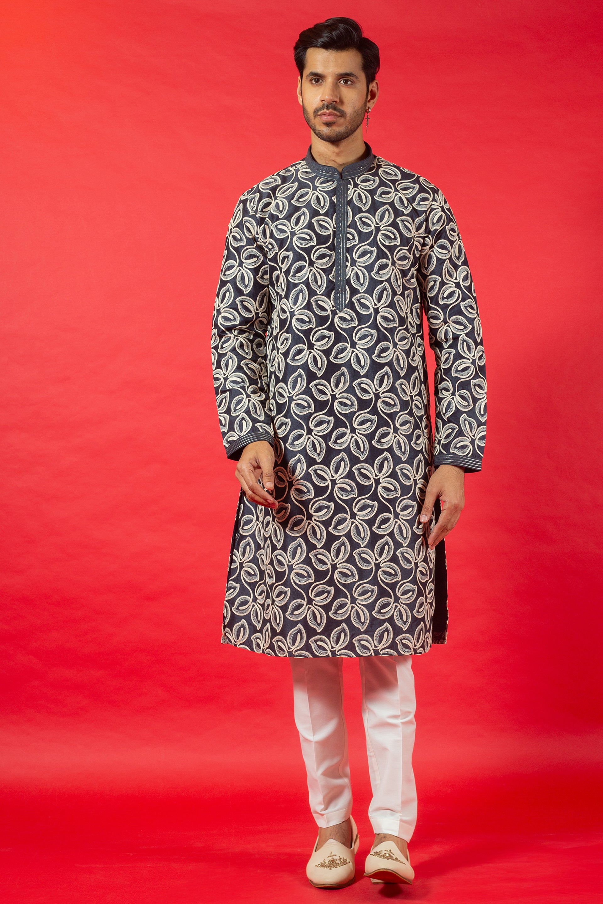 PURPLE SILK KURTA SET WITH THREAD EMBROIDERY