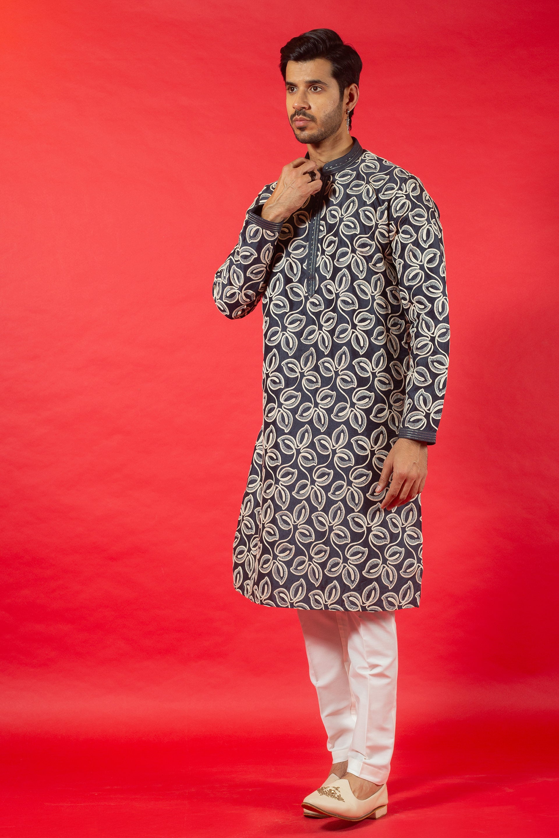 PURPLE SILK KURTA SET WITH THREAD EMBROIDERY