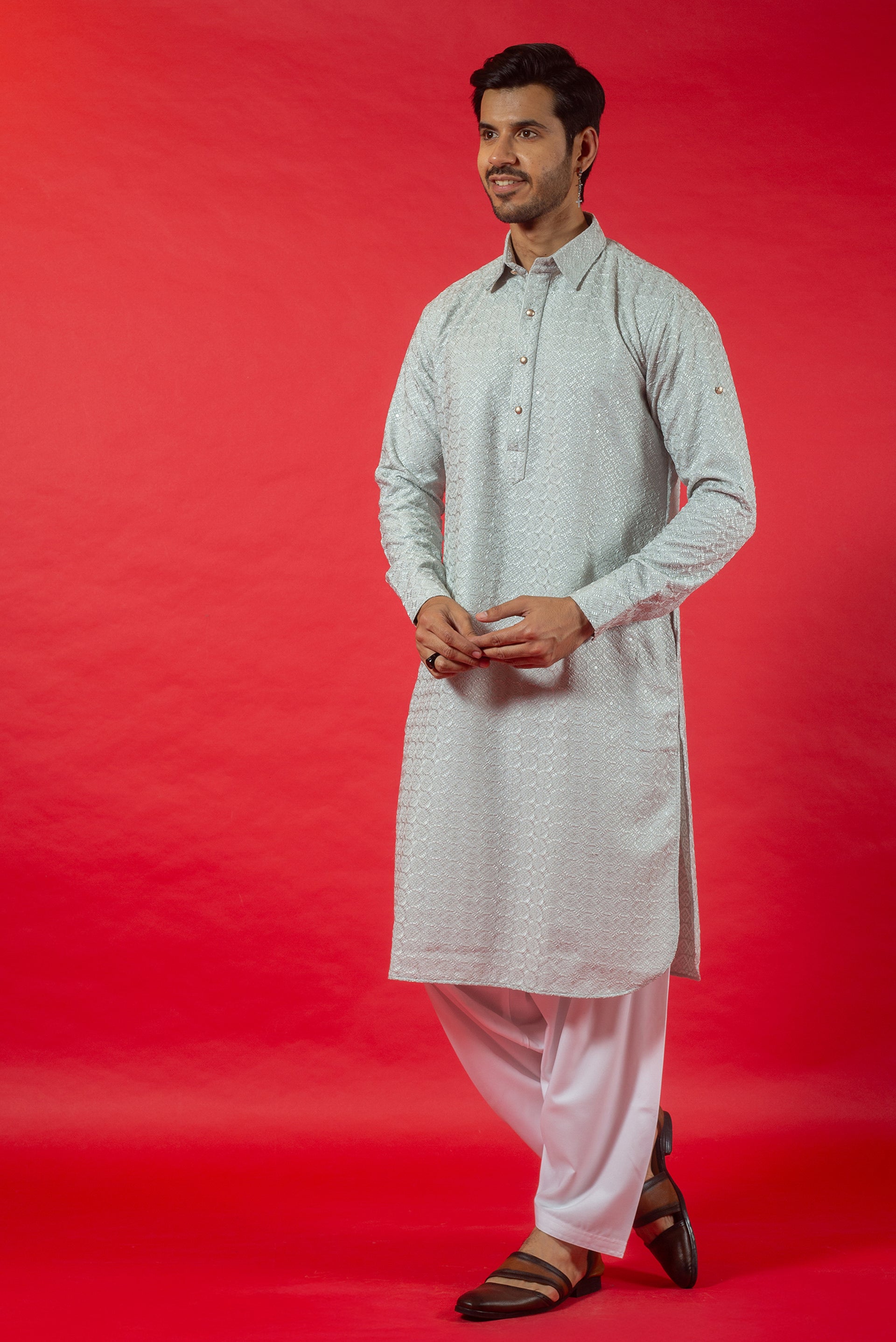 LIGHT GREY PATHANI STYLE COTTON MIX KURTA SET WITH RESHAM & SEQUINS EMBROIDERY